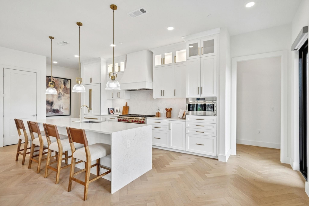 1530 Meeting Street - Photo 8