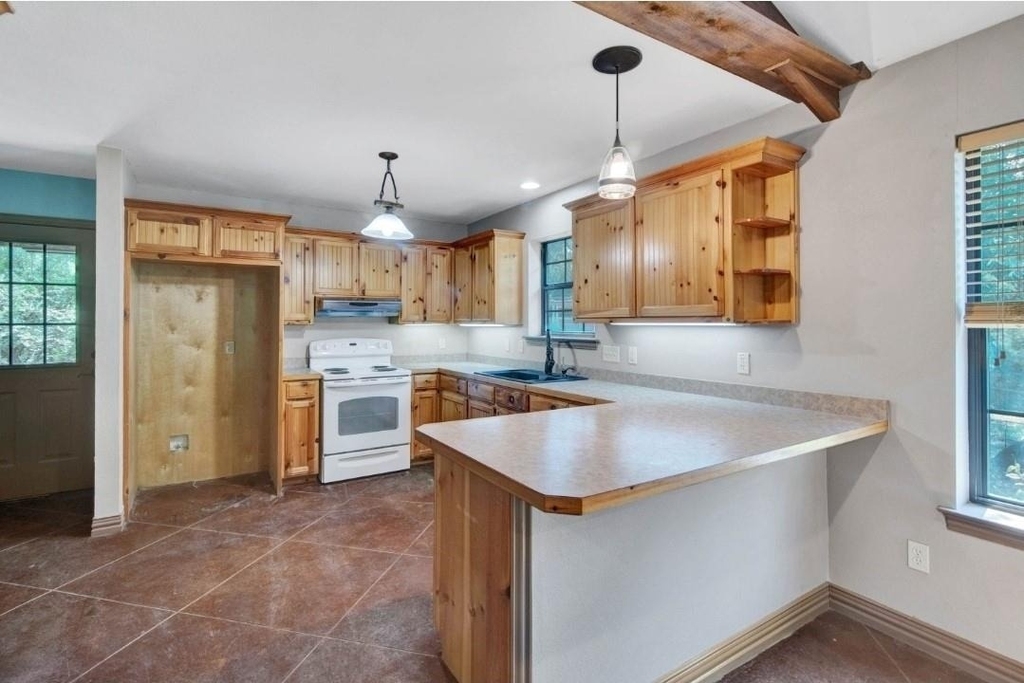 306 Homesite Road - Photo 2