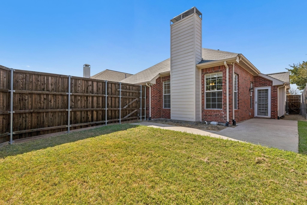 1964 Camelot Drive - Photo 26