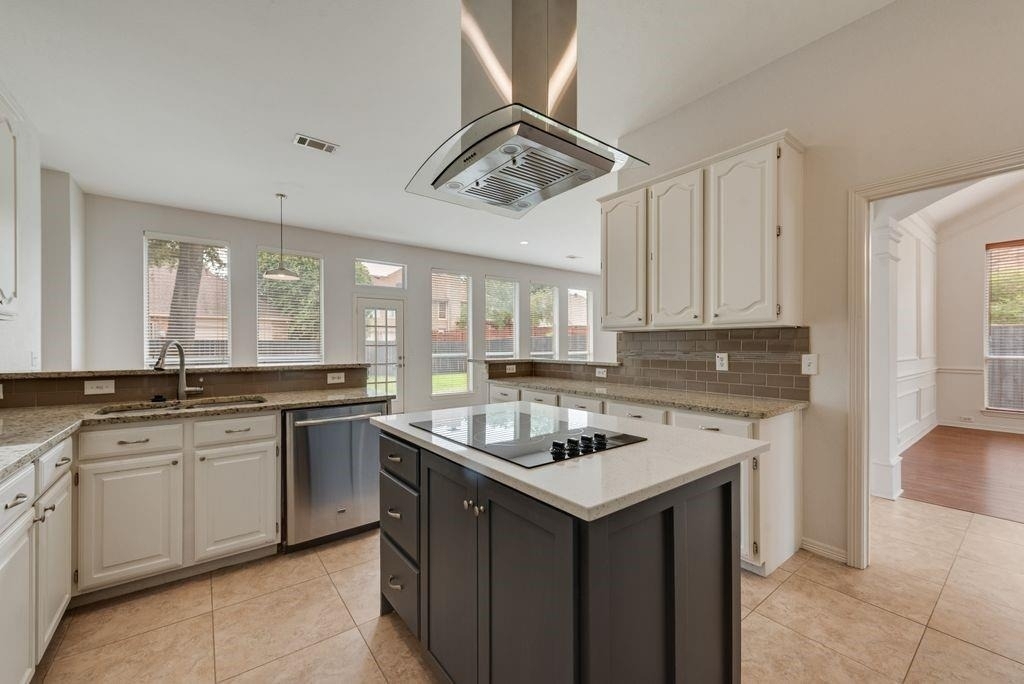 719 Parkway Boulevard - Photo 5