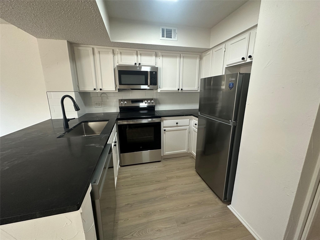2305 Basil Drive - Photo 8