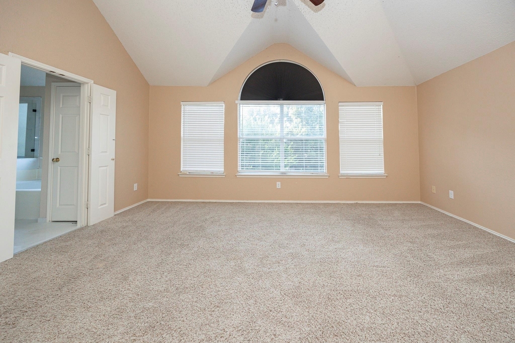 1427 Autumnmist Drive - Photo 24