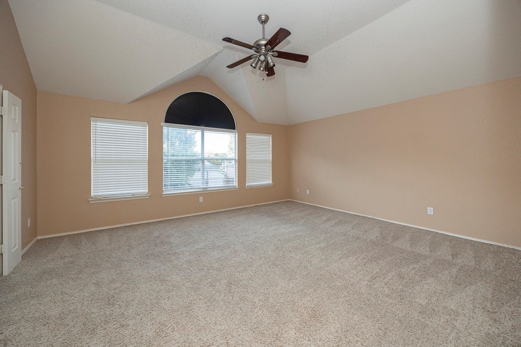 1427 Autumnmist Drive - Photo 23