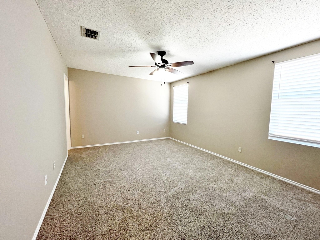 16556 Jasmine Springs Drive - Photo 11