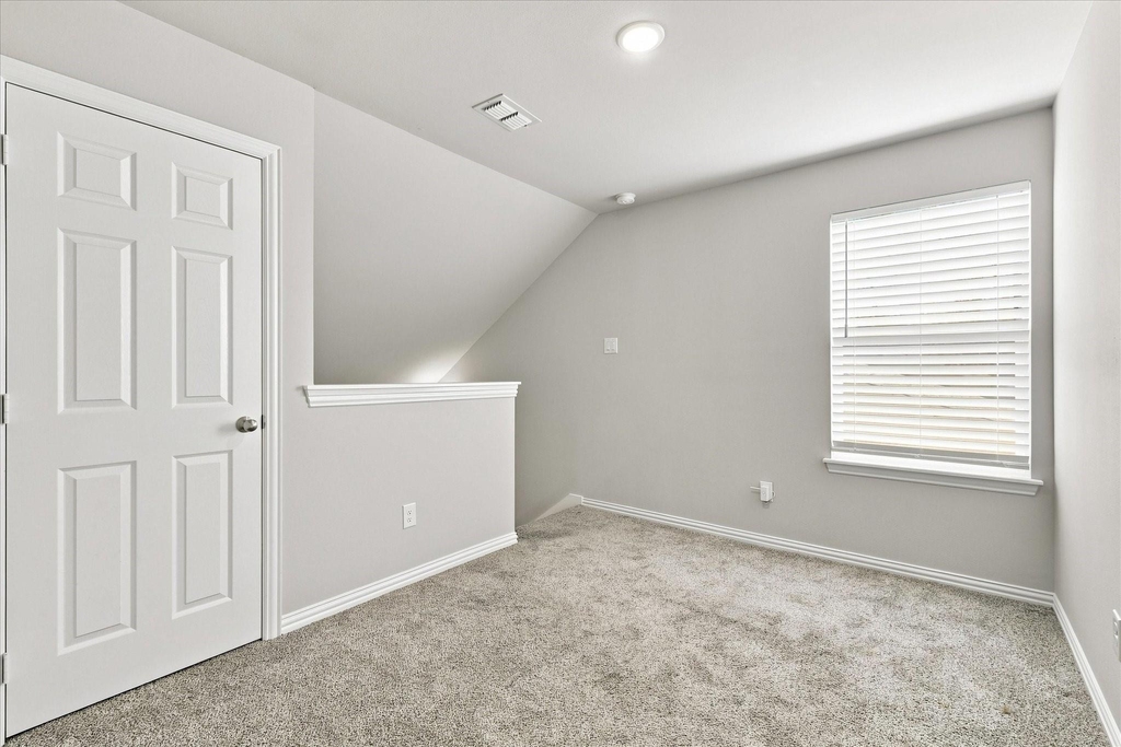 216 Wayside Court - Photo 13