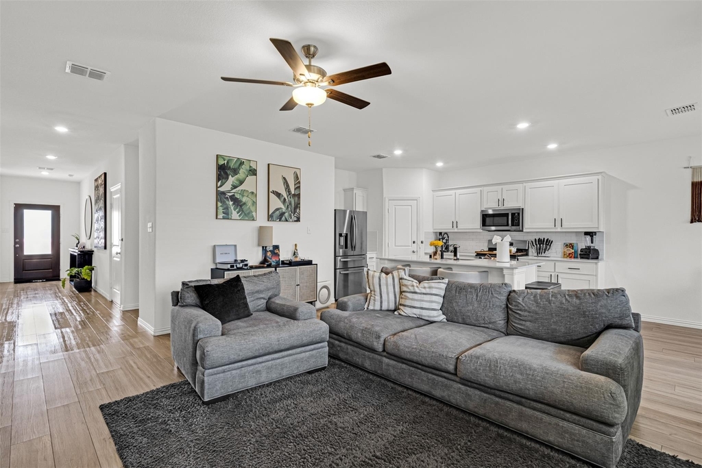 3113 Kaufman Court - Photo 4
