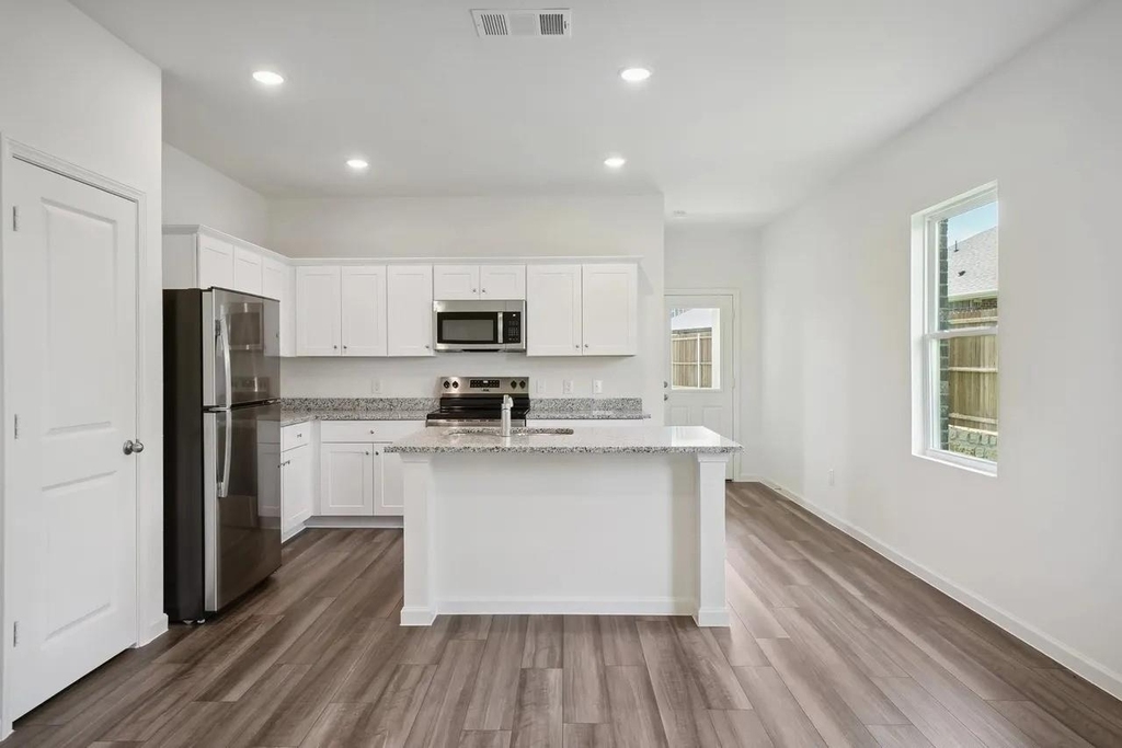 5509 Hastings Lane - Photo 13