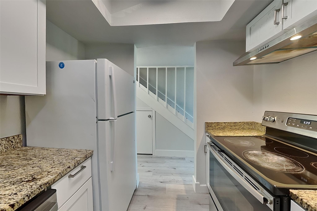 2803 Ursa Circle - Photo 8