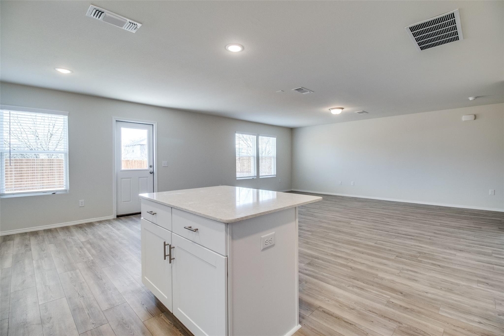 337 Glenwick Lane - Photo 5