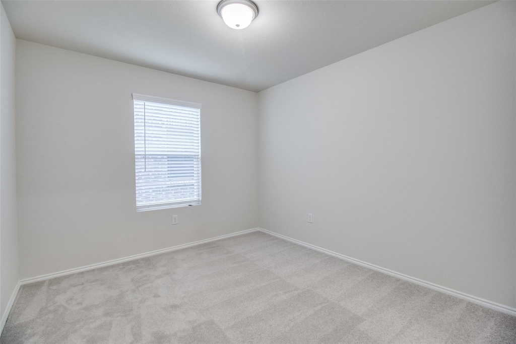 337 Glenwick Lane - Photo 14