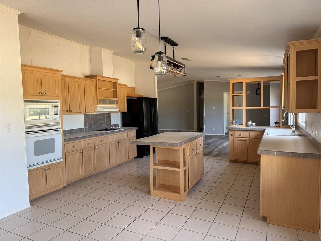 1697 Illinois - Photo 1