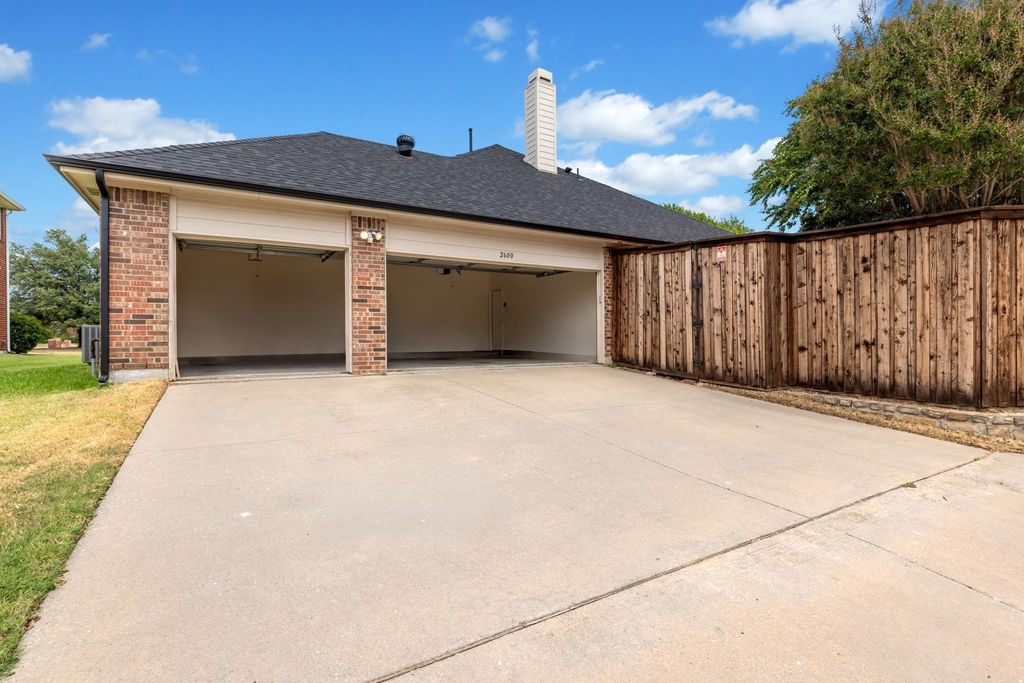 2600 Oakland Hills Drive - Photo 19