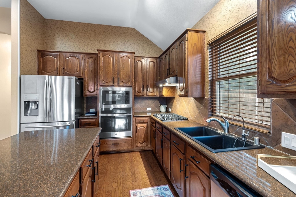 2600 Oakland Hills Drive - Photo 6