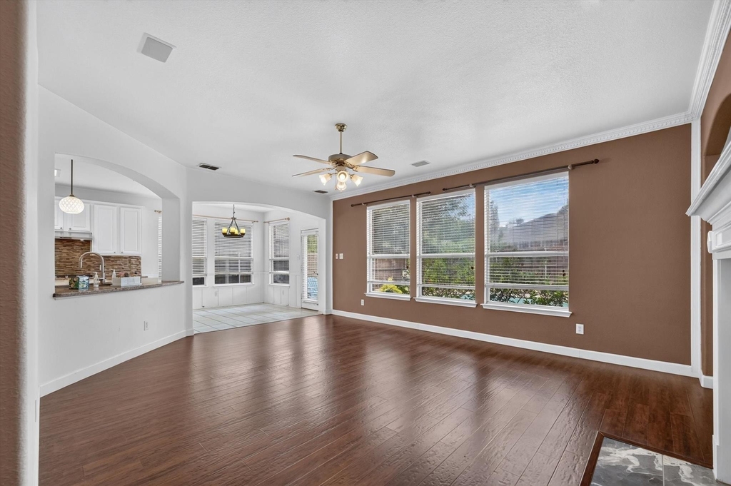 5101 Timberland Parkway - Photo 3