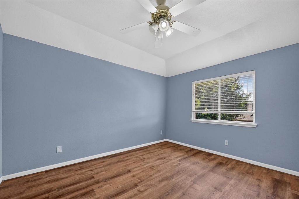 5101 Timberland Parkway - Photo 17