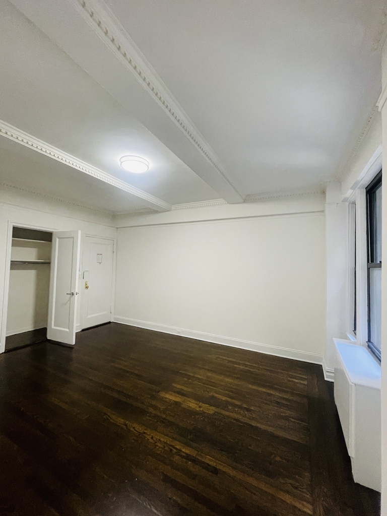 140 East 46th Street  - Photo 3