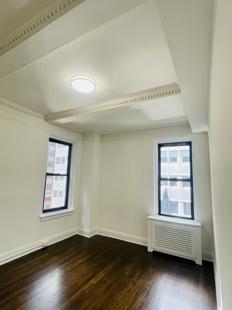 140 East 46th Street  - Photo 2