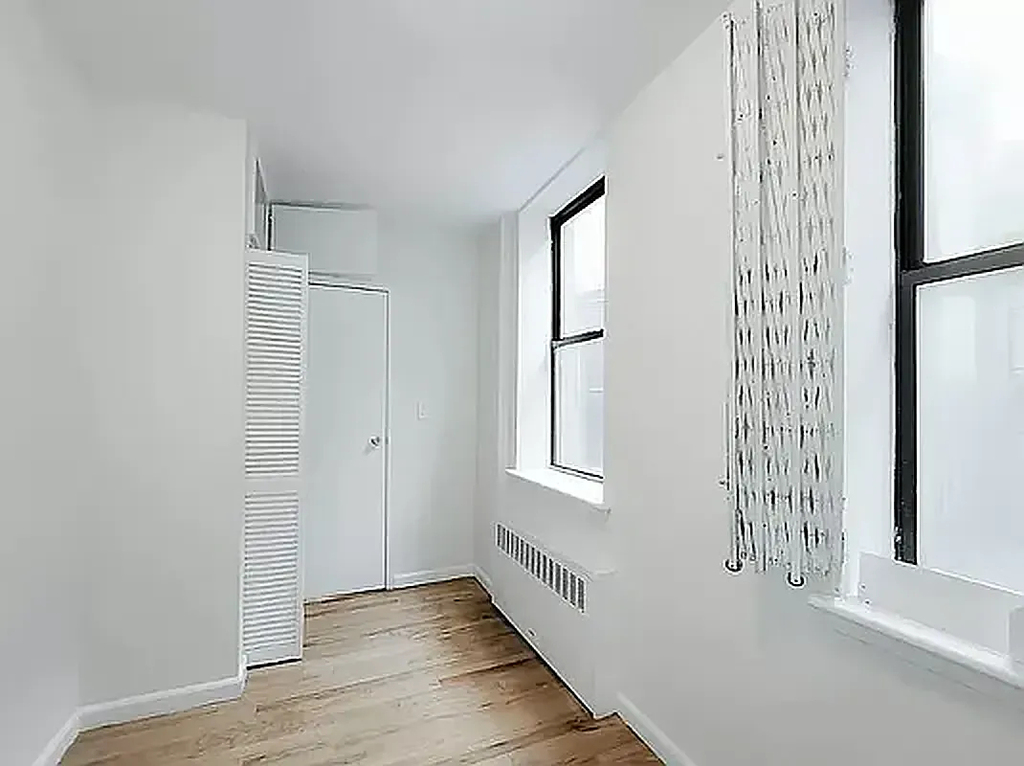 951 Amsterdam Avenue - Photo 3