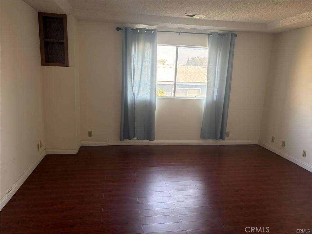 116 E Commonwealth - Photo 3