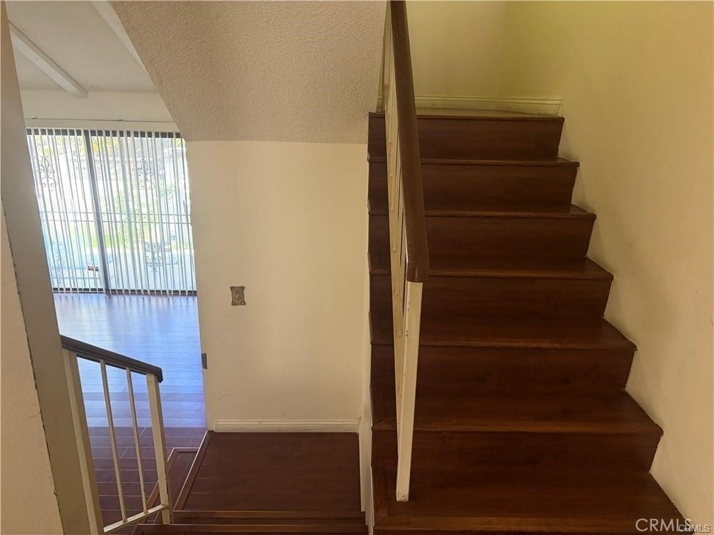 116 E Commonwealth - Photo 5