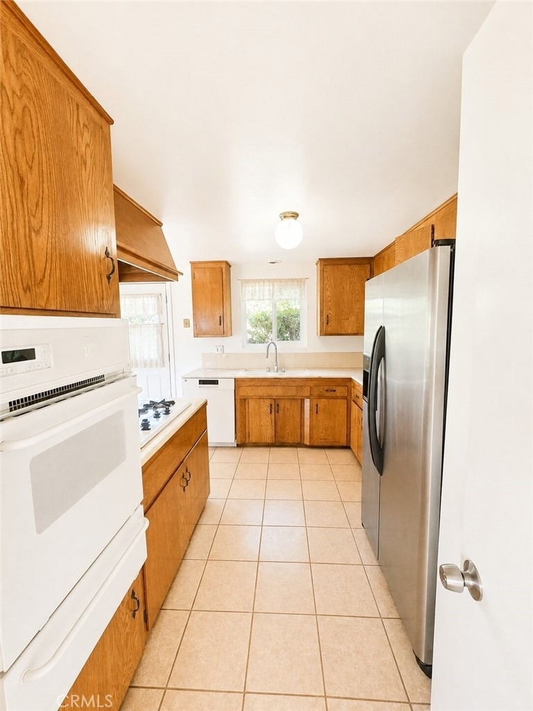 9635 Broadway - Photo 12