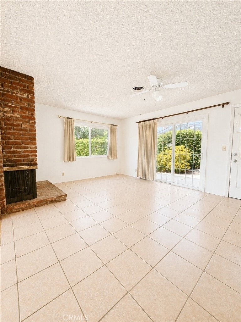 9635 Broadway - Photo 6