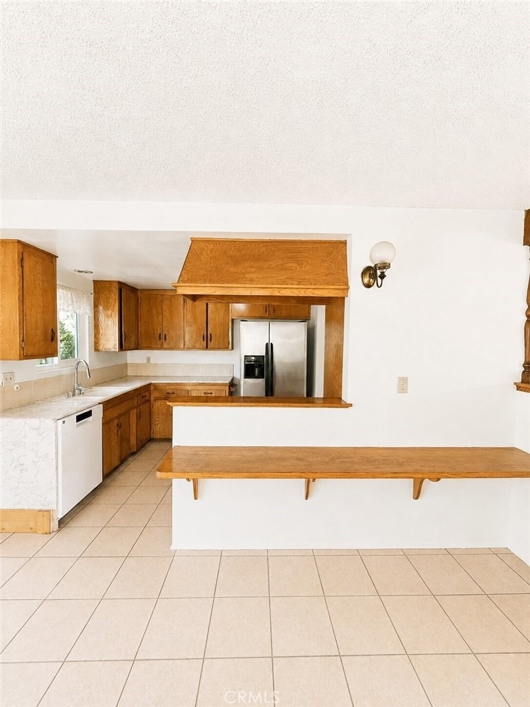 9635 Broadway - Photo 8