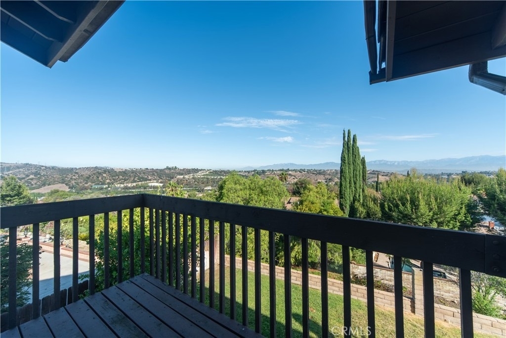21515 Chirping Sparrow - Photo 16