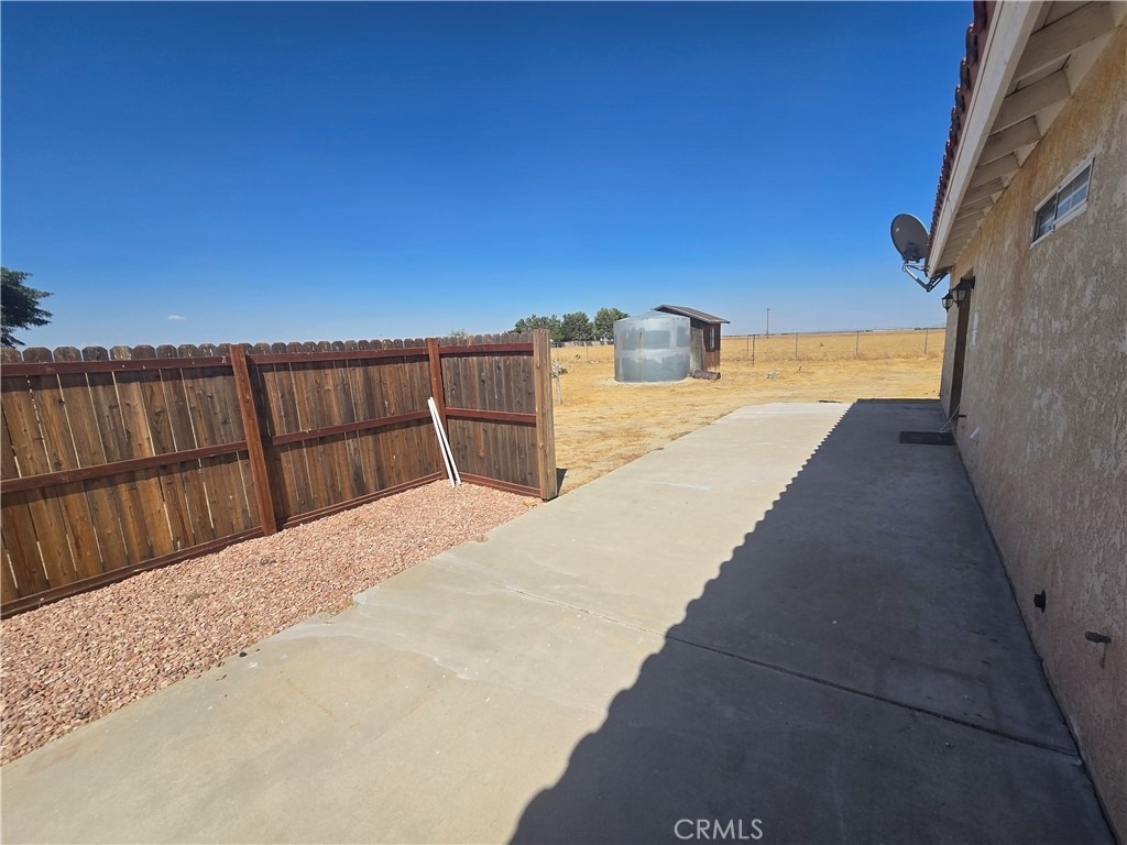 7057 W Avenue H - Photo 35