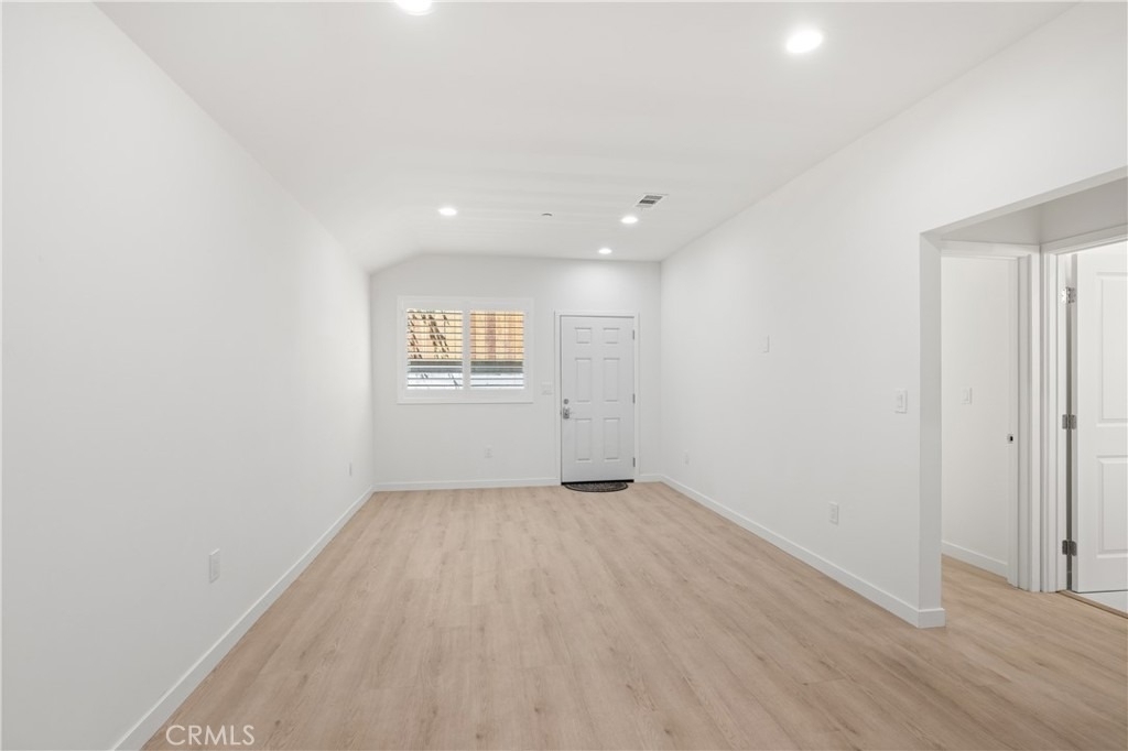 15030 Hesby Street - Photo 5