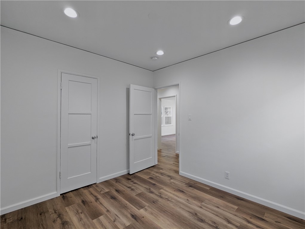 10931 Whipple Street - Photo 10