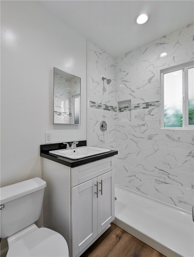 10931 Whipple Street - Photo 4