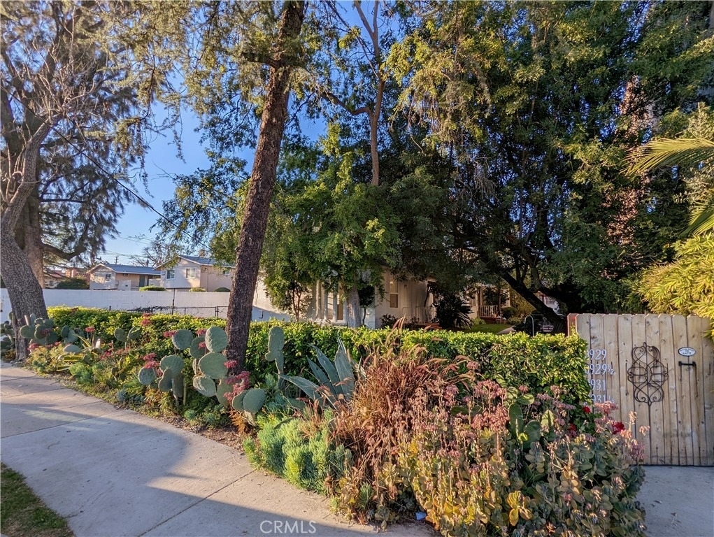 10931 Whipple Street - Photo 1