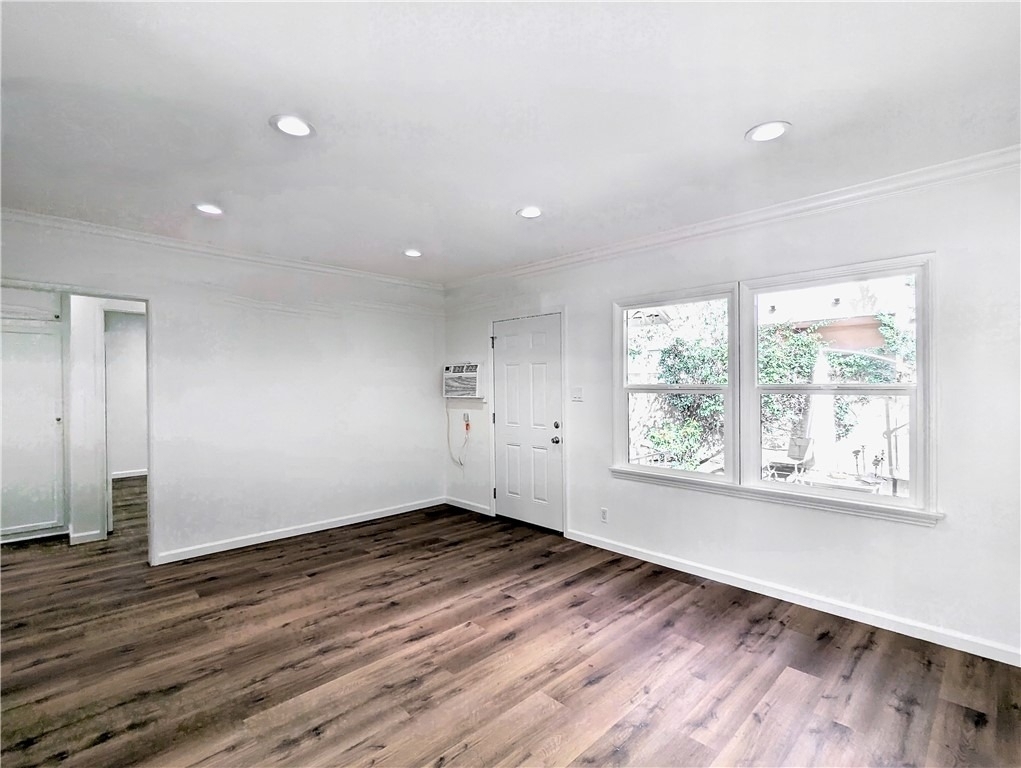 10931 Whipple Street - Photo 5