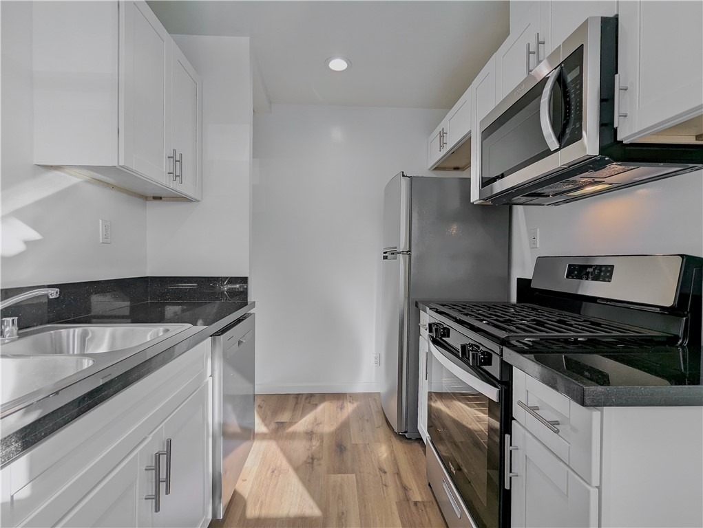 10931 Whipple Street - Photo 2