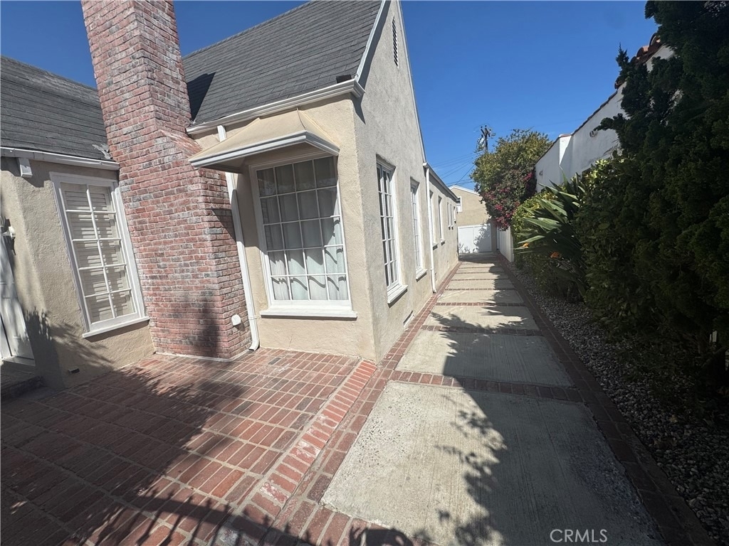 446 S La Peer Drive - Photo 41
