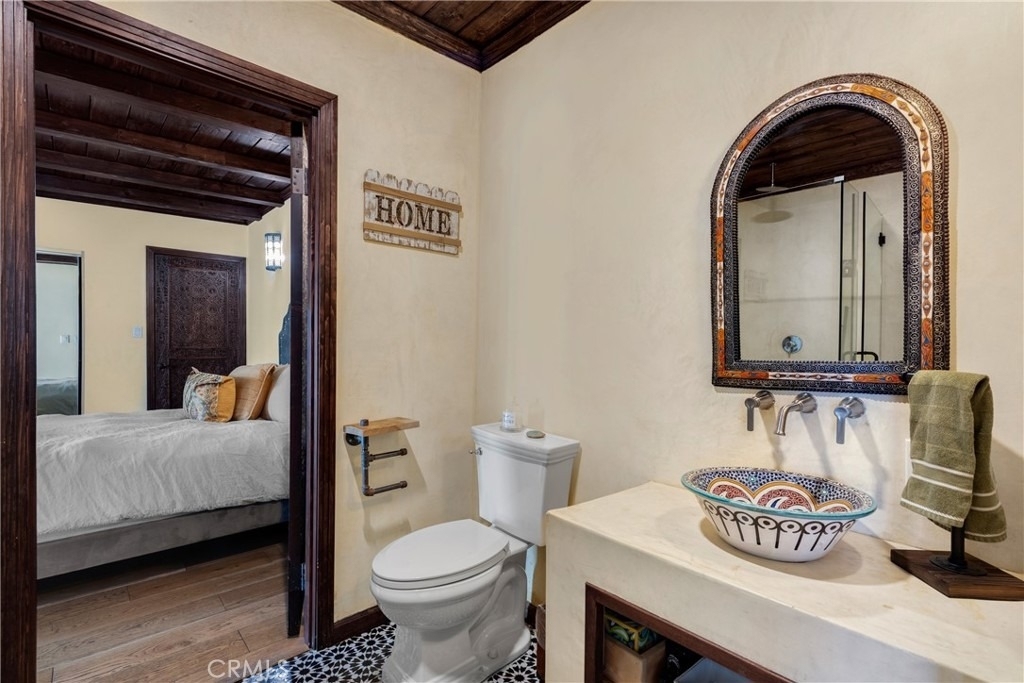 3092 Laurel Canyon Boulevard - Photo 20