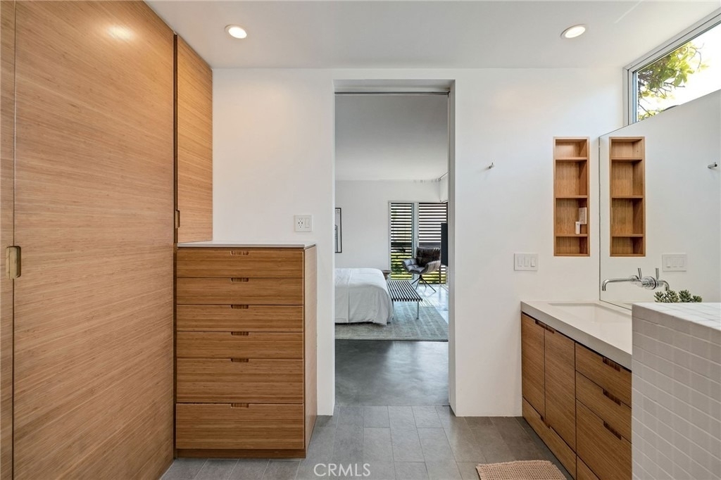 27 Driftwood Street - Photo 49