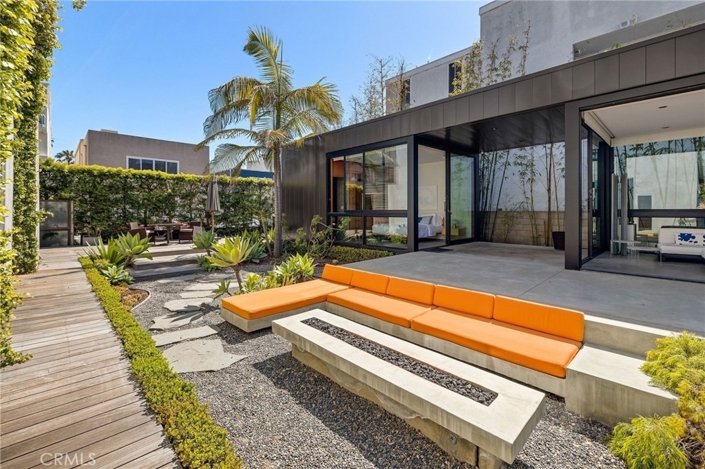 27 Driftwood Street - Photo 53