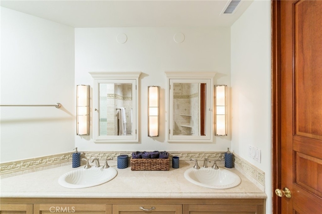 1110 Esplanade - Photo 27