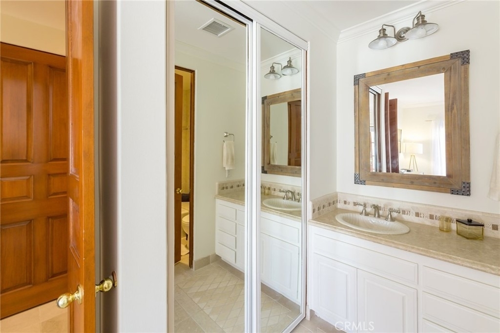1110 Esplanade - Photo 29