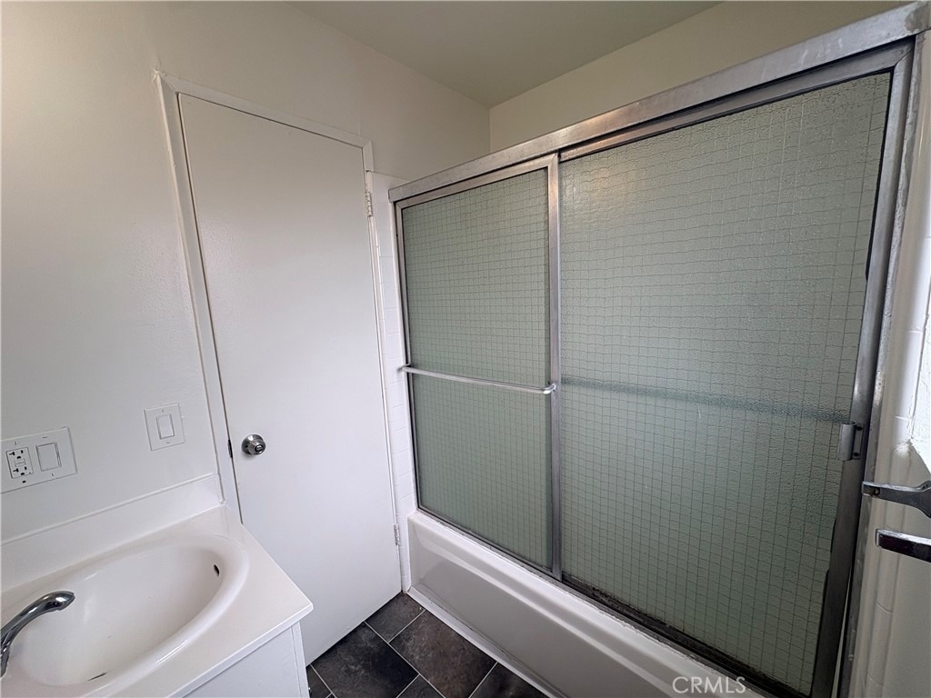 3920 Marathon Street - Photo 4