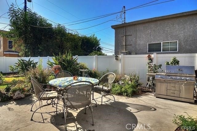 5538 Premiere Avenue - Photo 12