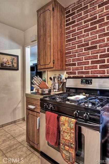 5538 Premiere Avenue - Photo 7