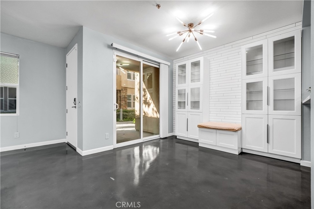 226 E Jeanette Lane - Photo 8