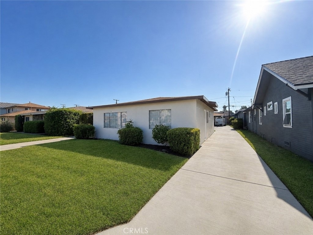 18022 Jersey Ave - Photo 0