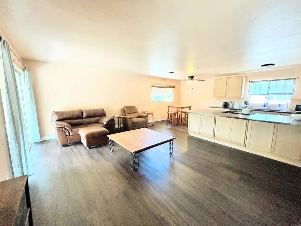 1334 Braddock Street - Photo 2