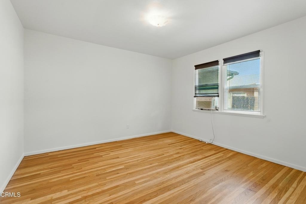 1545 1/2 Riverside Drive - Photo 14