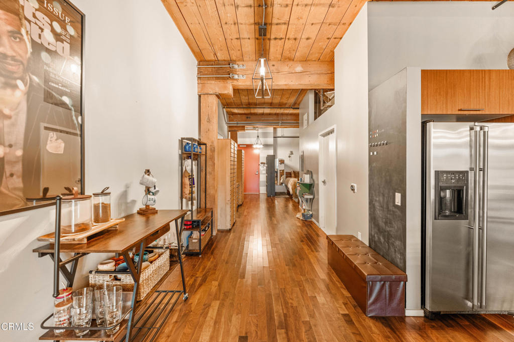 530 S Hewitt Street - Photo 24