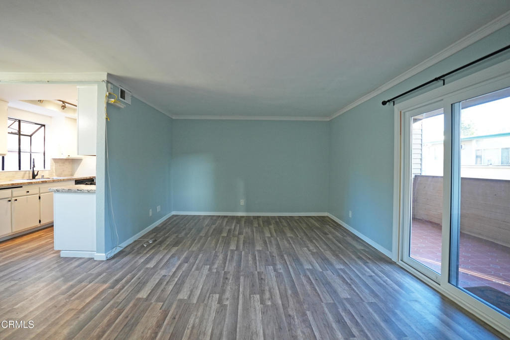434 N Oakland Avenue - Photo 1